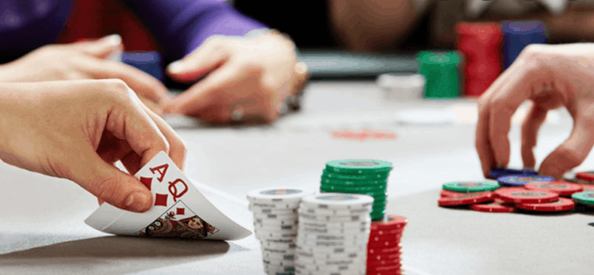 Chơi Poker đơn giản hơn nhờ kinh nghiệm của cao thủ