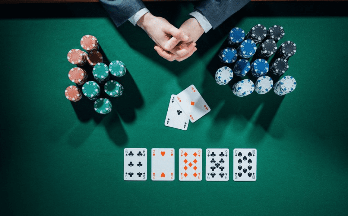 Vận dụng kinh nghiệm chơi Poker của cao thủ để dễ thắng